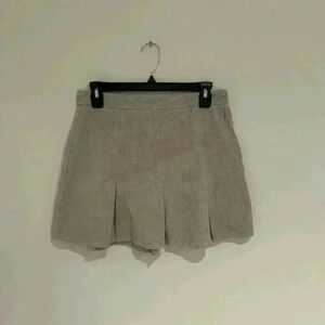 BDG Grey Corduroy Skirt Size Medium Like New